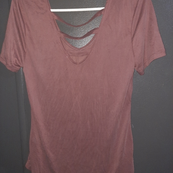 T-shirt - Picture 2 of 3